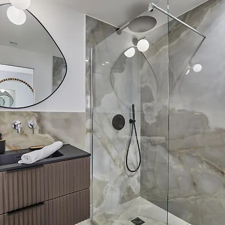 Apartment Saint Germain Des Pres Rue De Rennes By Studioprestige