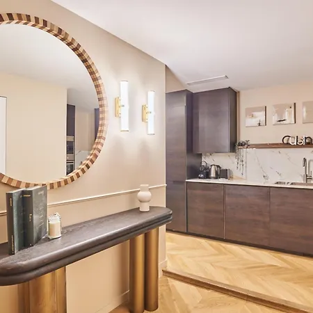 Saint Germain Des Pres Rue De Rennes By Studioprestige Apartment