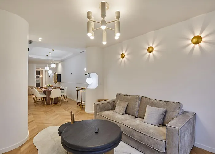 Apartament Saint Germain Des Pres Rue De Rennes By Studioprestige Paryż