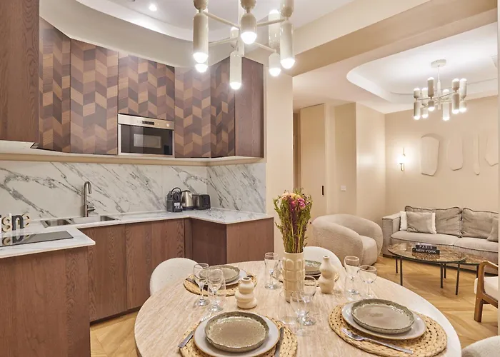 Apartament Saint Germain Des Pres Rue De Rennes By Studioprestige Paryż